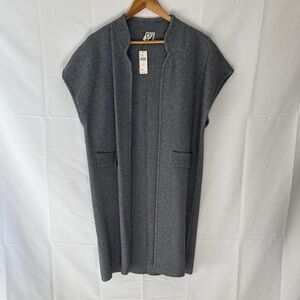 Gray Sleeveless Open Front Vest